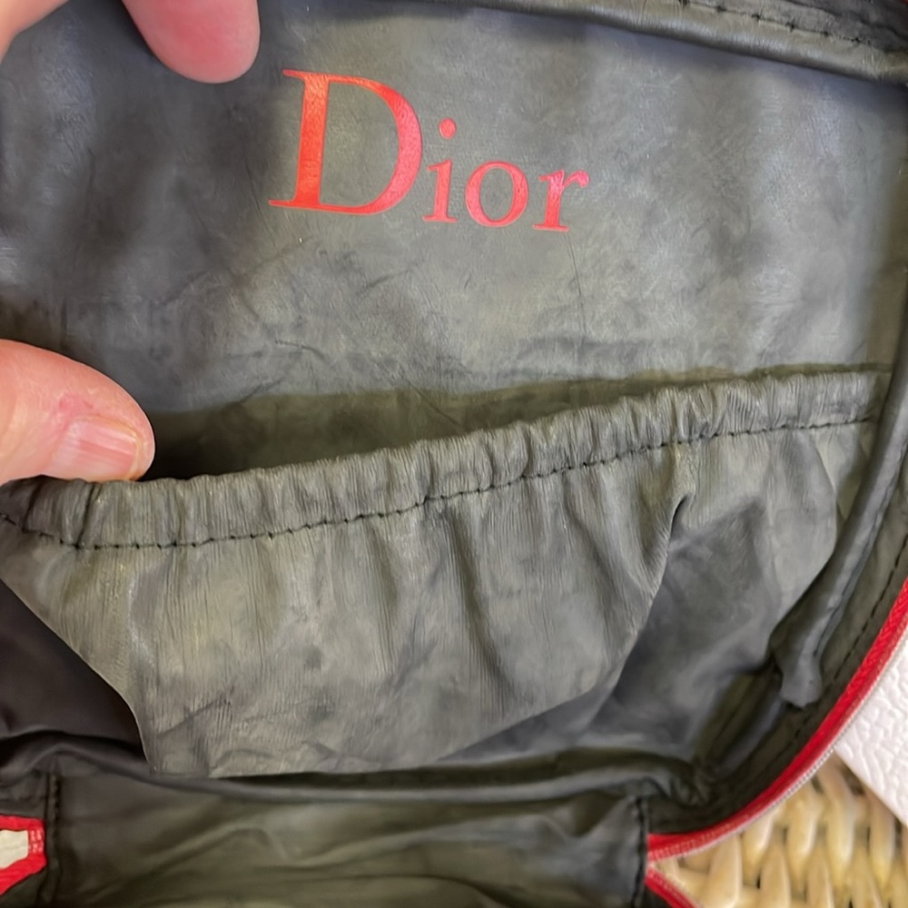 Dior makeup bag - Picture 8 of 13